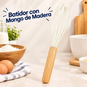 Batidor con Mango de Madera